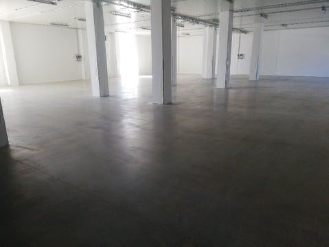 DG 69: Industrial hall